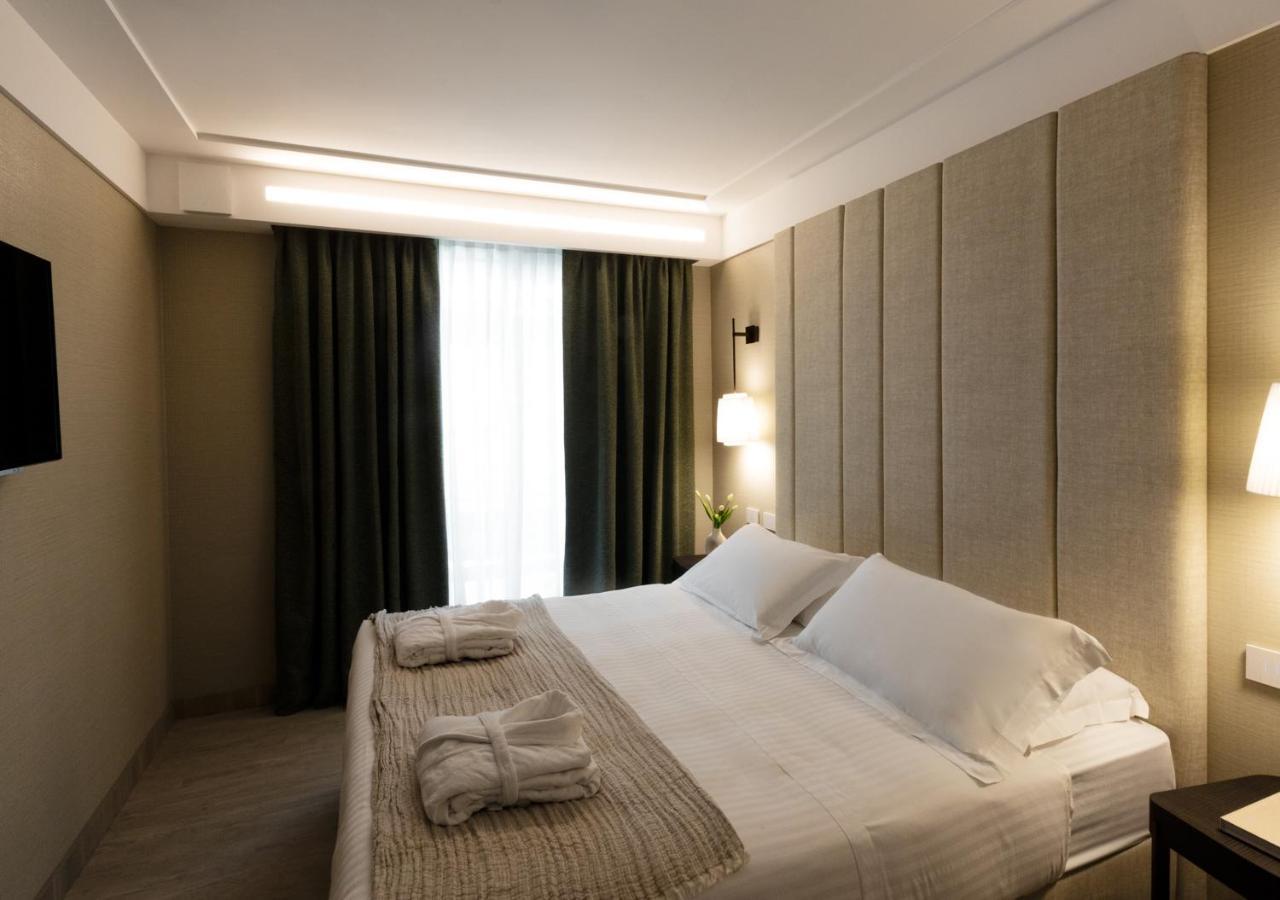 Ceccarini 9 Home Suite Home Riccione Zewnętrze zdjęcie