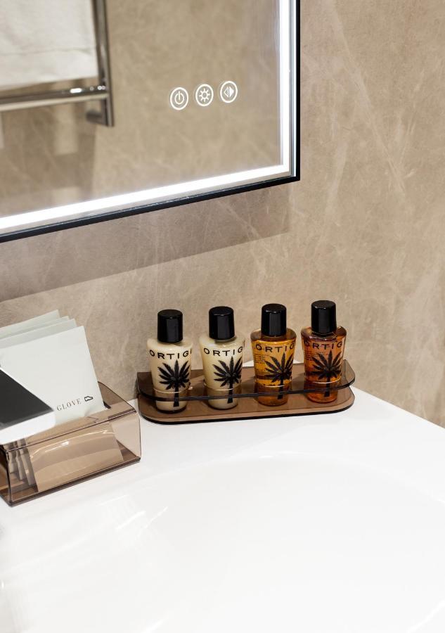 Ceccarini 9 Home Suite Home Riccione Zewnętrze zdjęcie