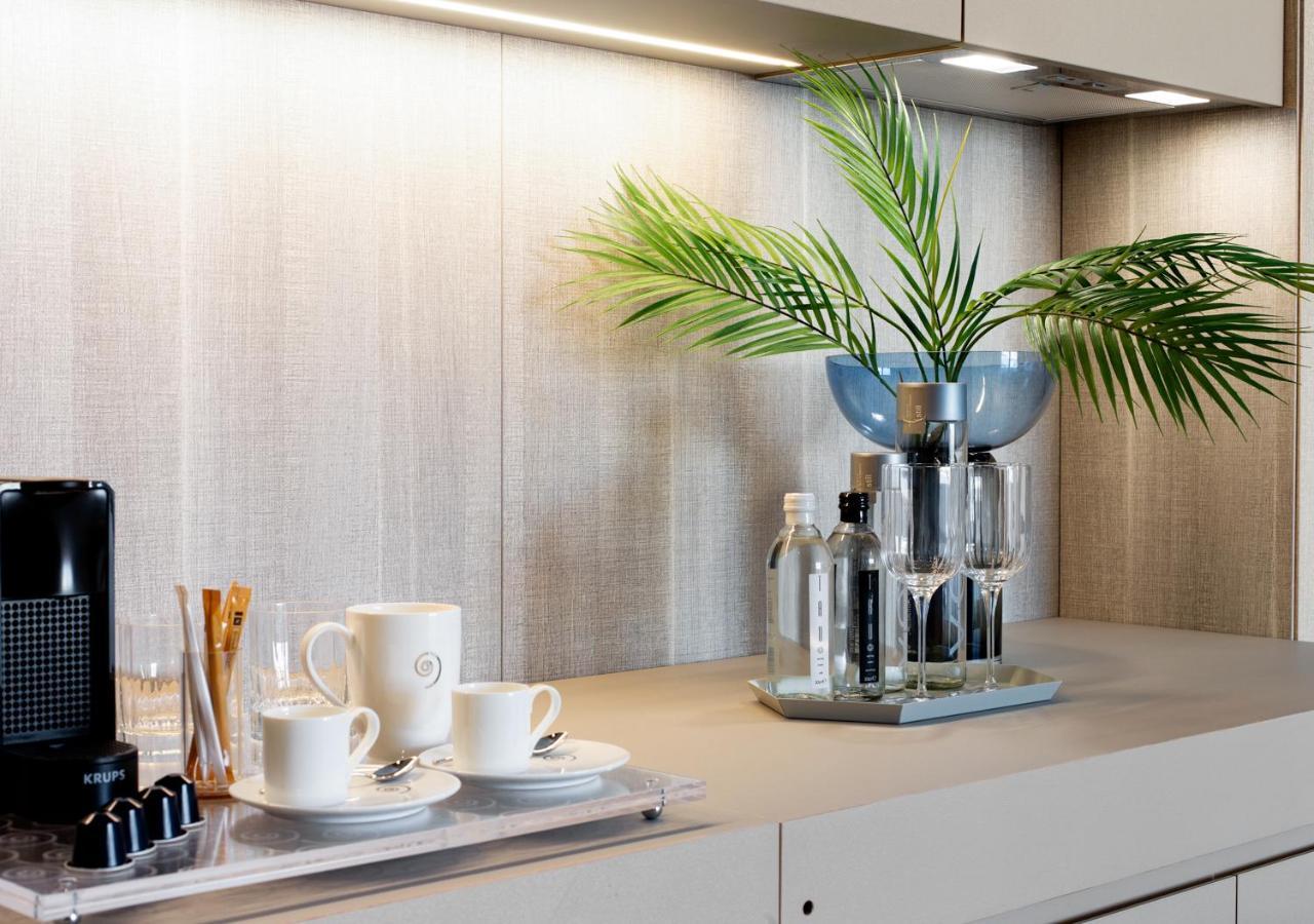 Ceccarini 9 Home Suite Home Riccione Zewnętrze zdjęcie