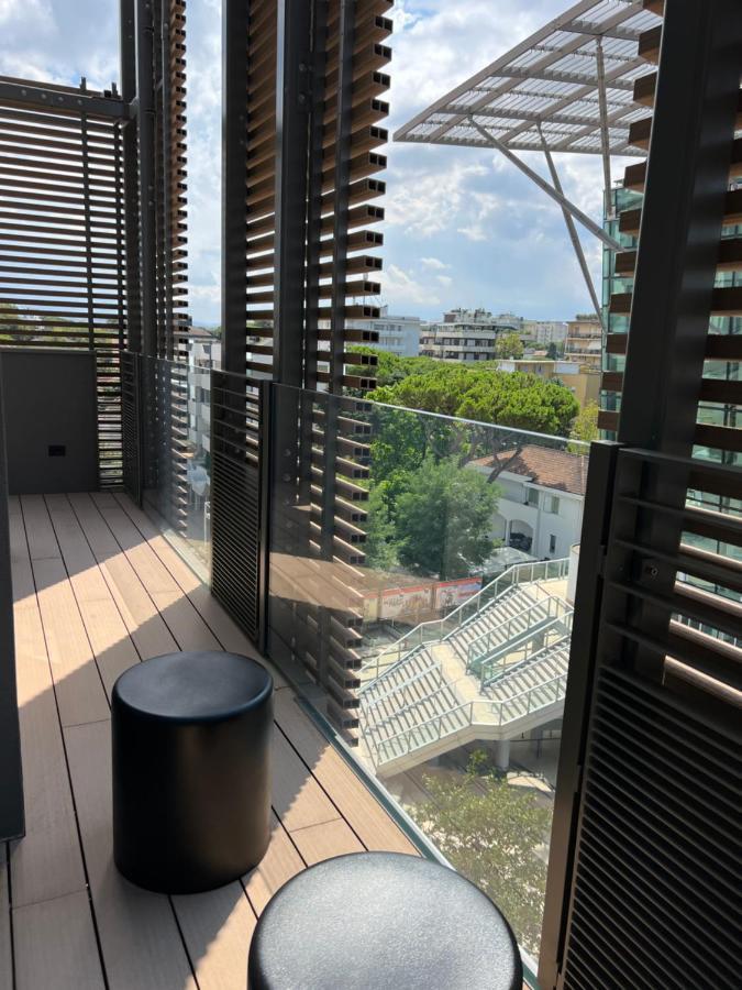 Ceccarini 9 Home Suite Home Riccione Zewnętrze zdjęcie