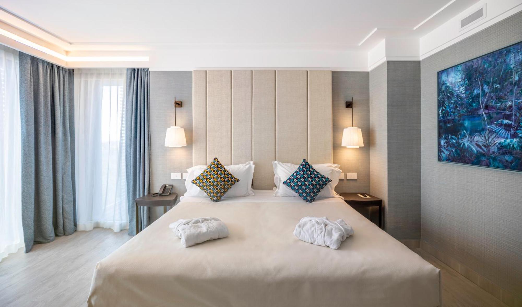 Ceccarini 9 Home Suite Home Riccione Zewnętrze zdjęcie
